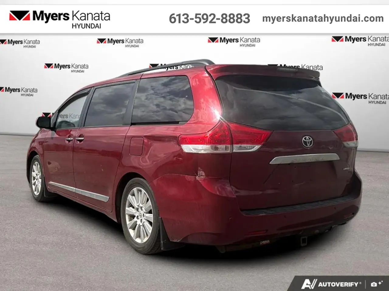 Toyota Sienna fotografie Toyota Sienna