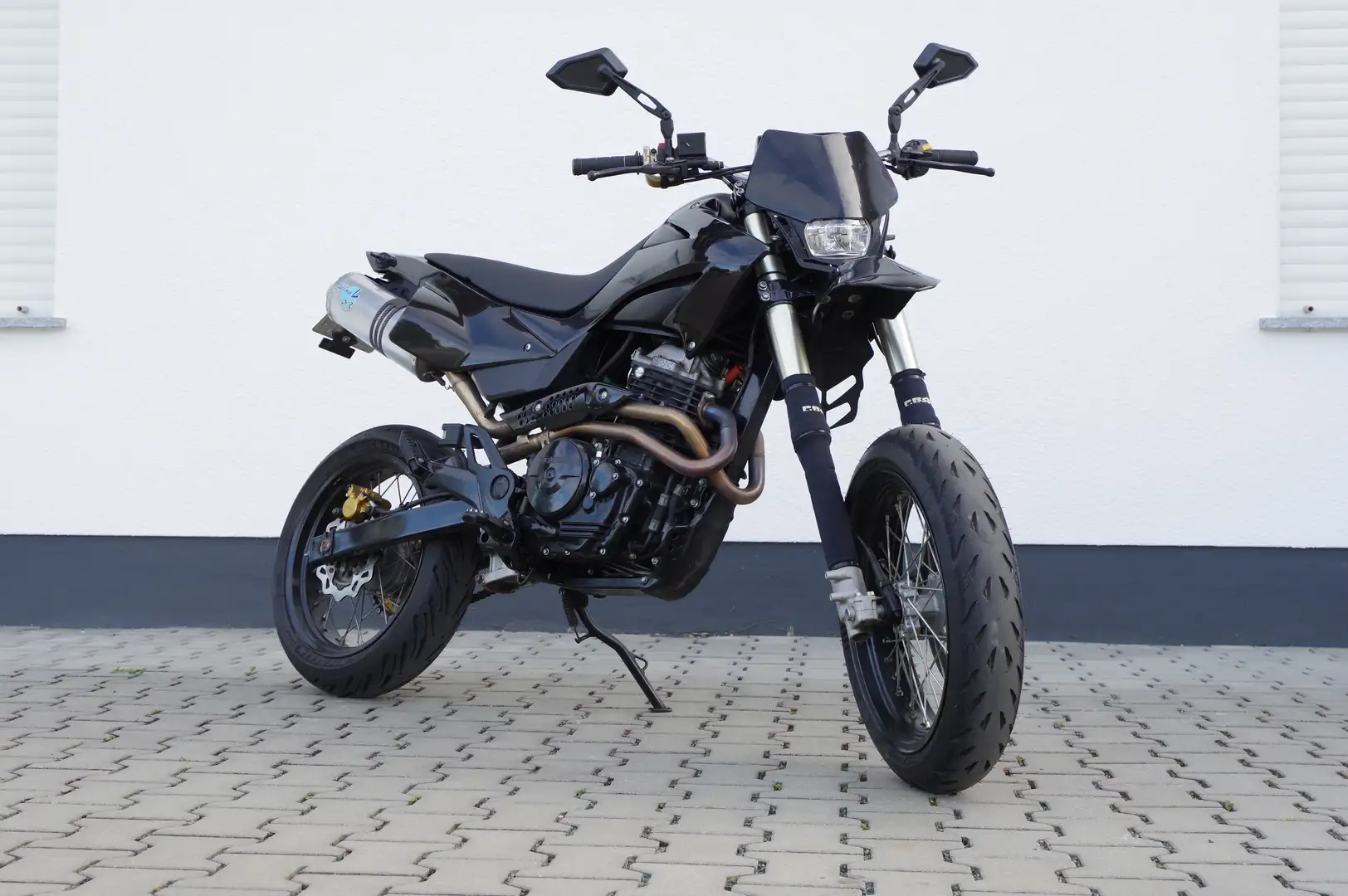 Honda FMX 650 Negro - 1