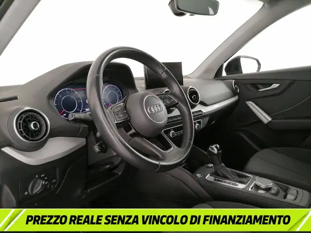 Audi Q2 view 11