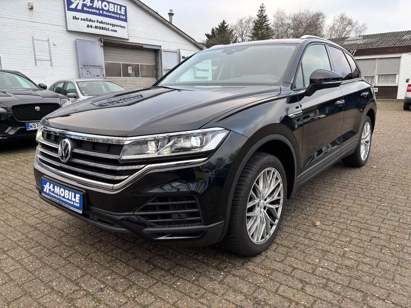 Volkswagen Touareg 3.0 V6 TSI 4Motion LED Navi Kamera Schwarz - 1