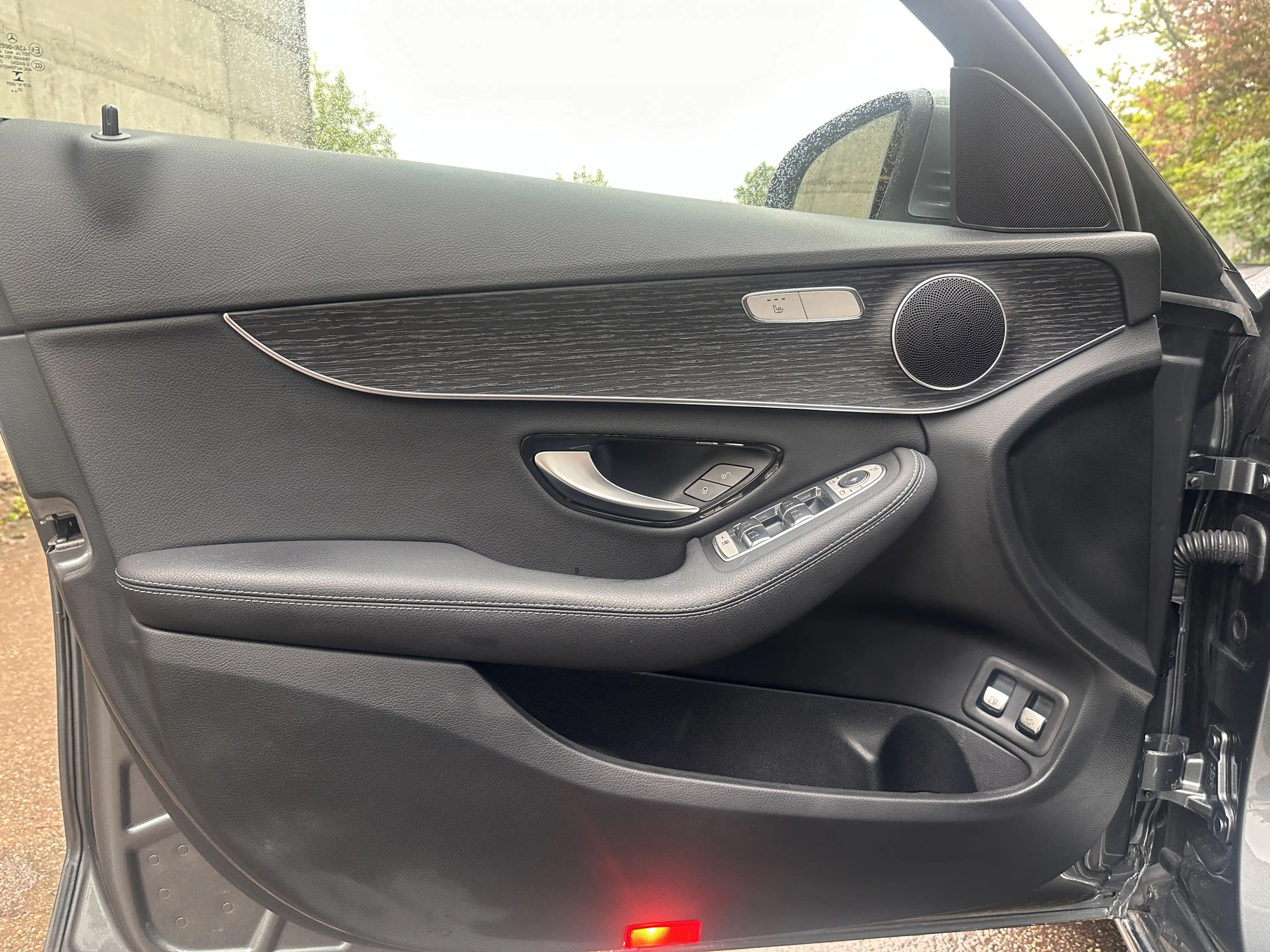 Mercedes-Benz C 300 te Avantgarde LED Navi Distronic Keyless — photo 12