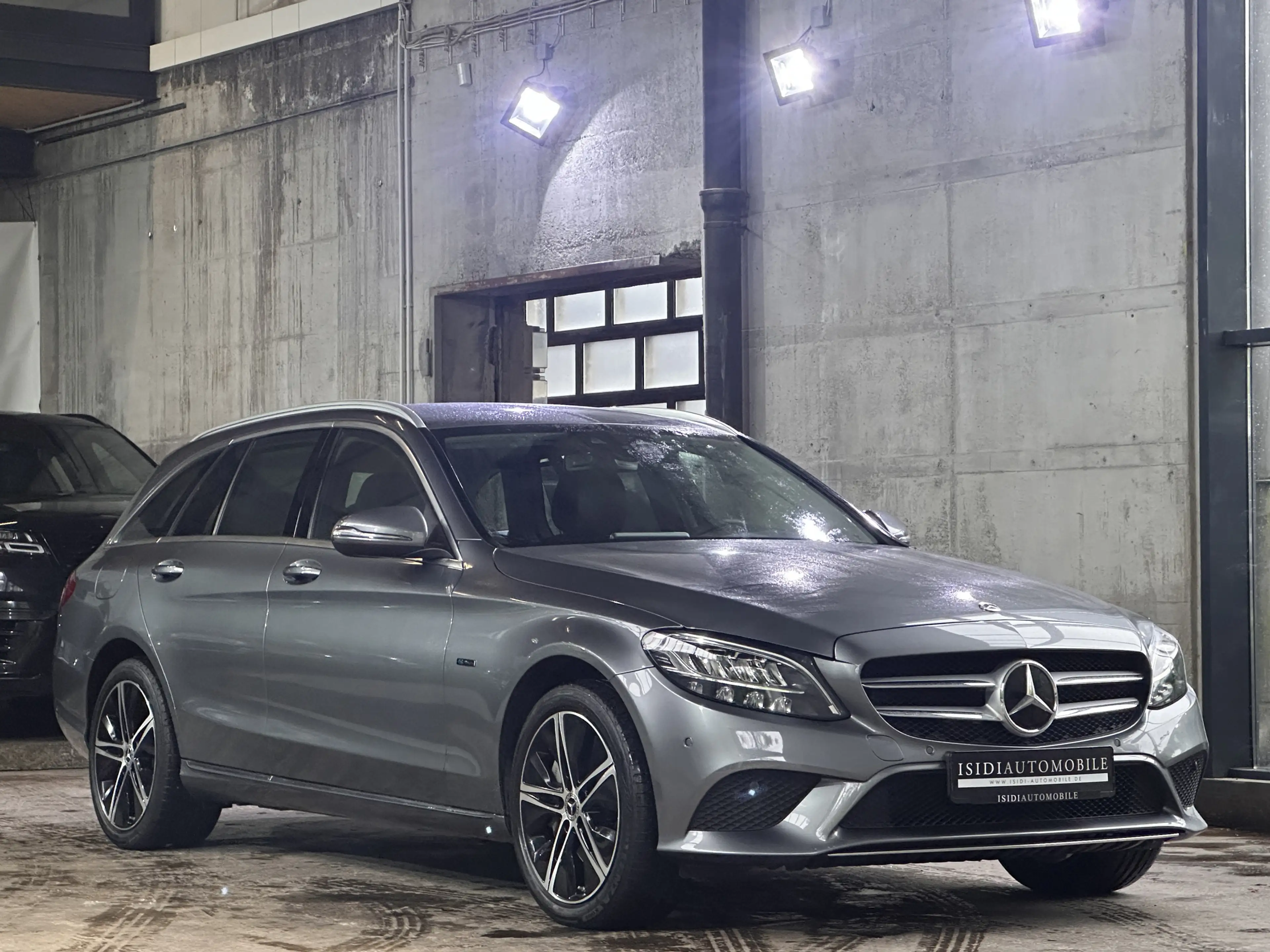 Mercedes-Benz C 300 te Avantgarde LED Navi Distronic Keyless — photo 9