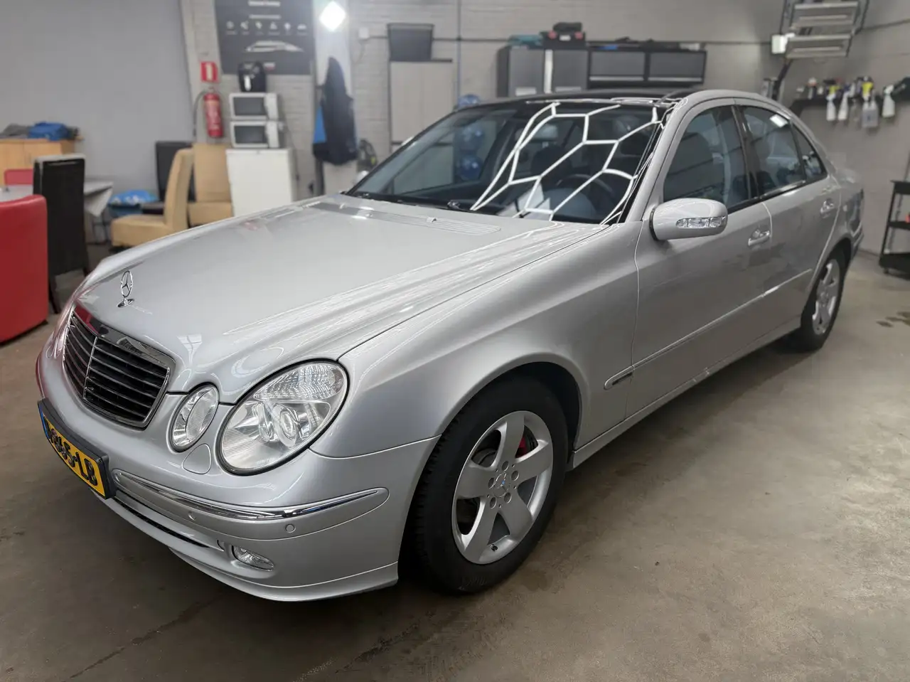Mercedes-Benz E 320