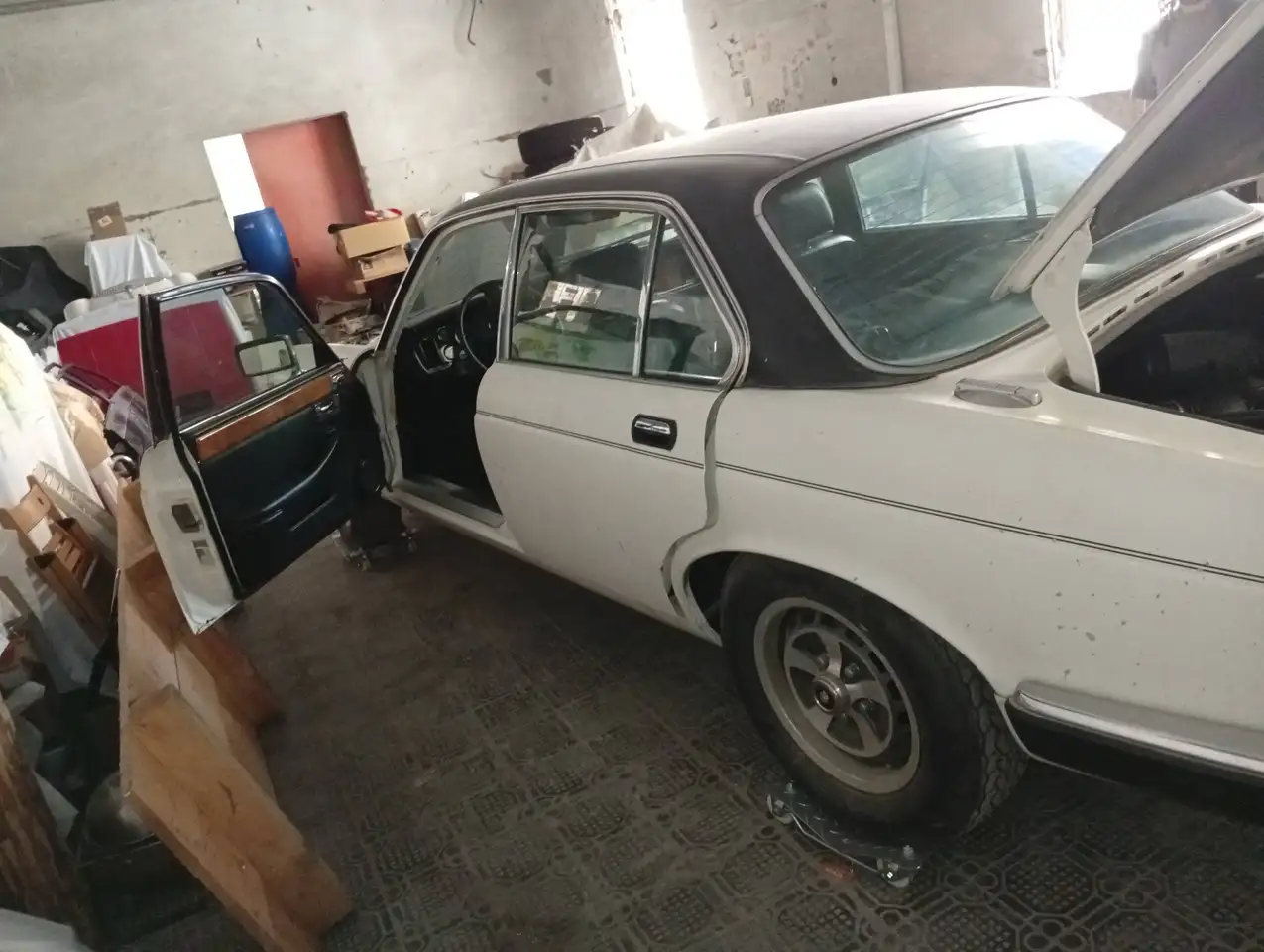 Jaguar XJ6 4.2, foto 5