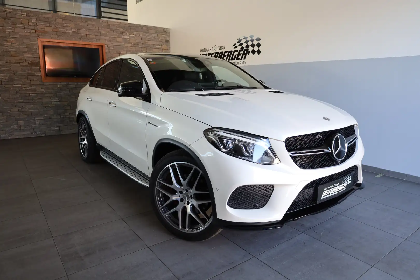 Mercedes-Benz GLE 350 d 4MATIC Coupé AMG KOMMISSIONSVERKAUF Blanc - 1