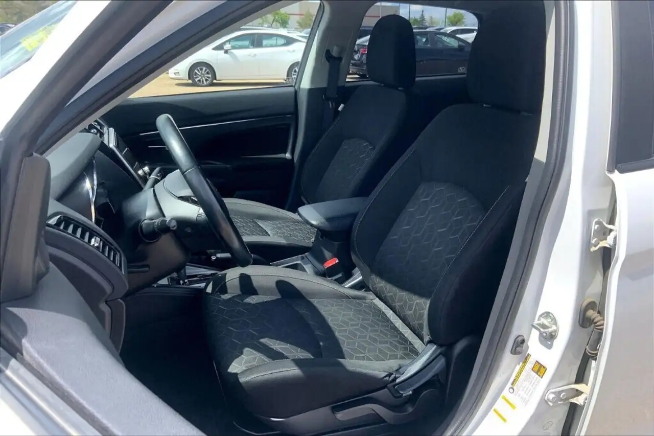 Mitsubishi RVR снимка Mitsubishi RVR