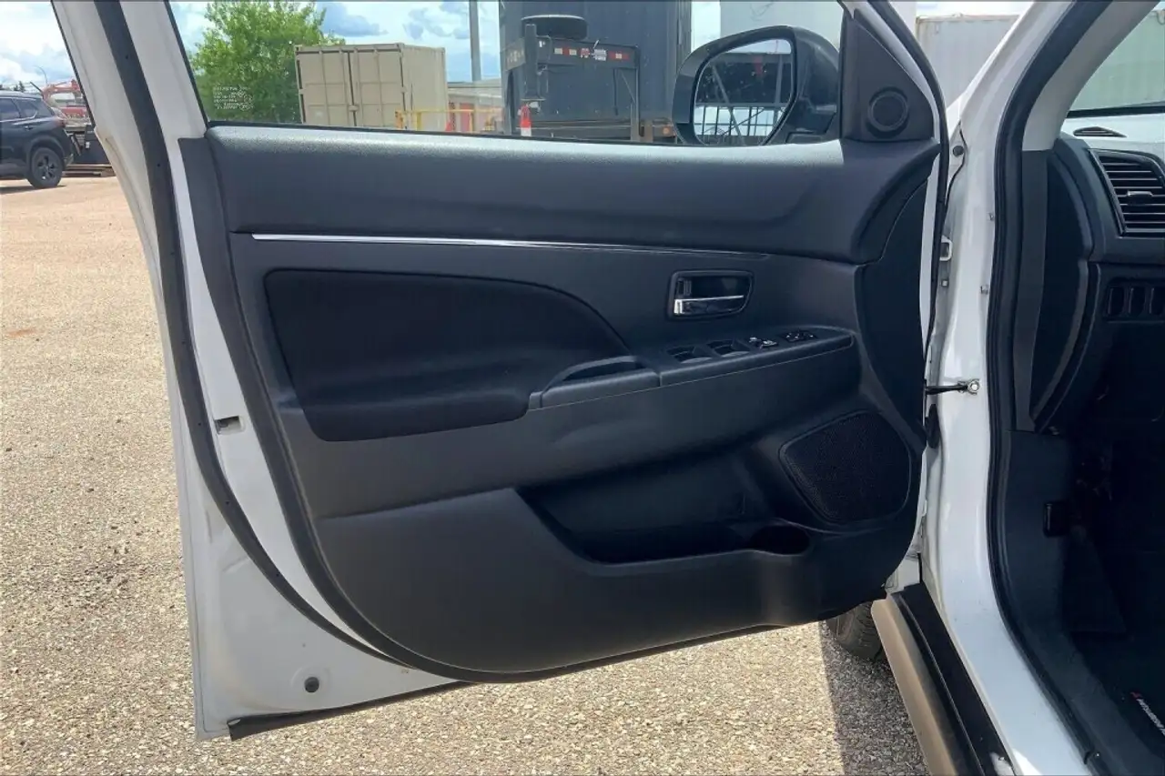 Mitsubishi RVR снимка Mitsubishi RVR
