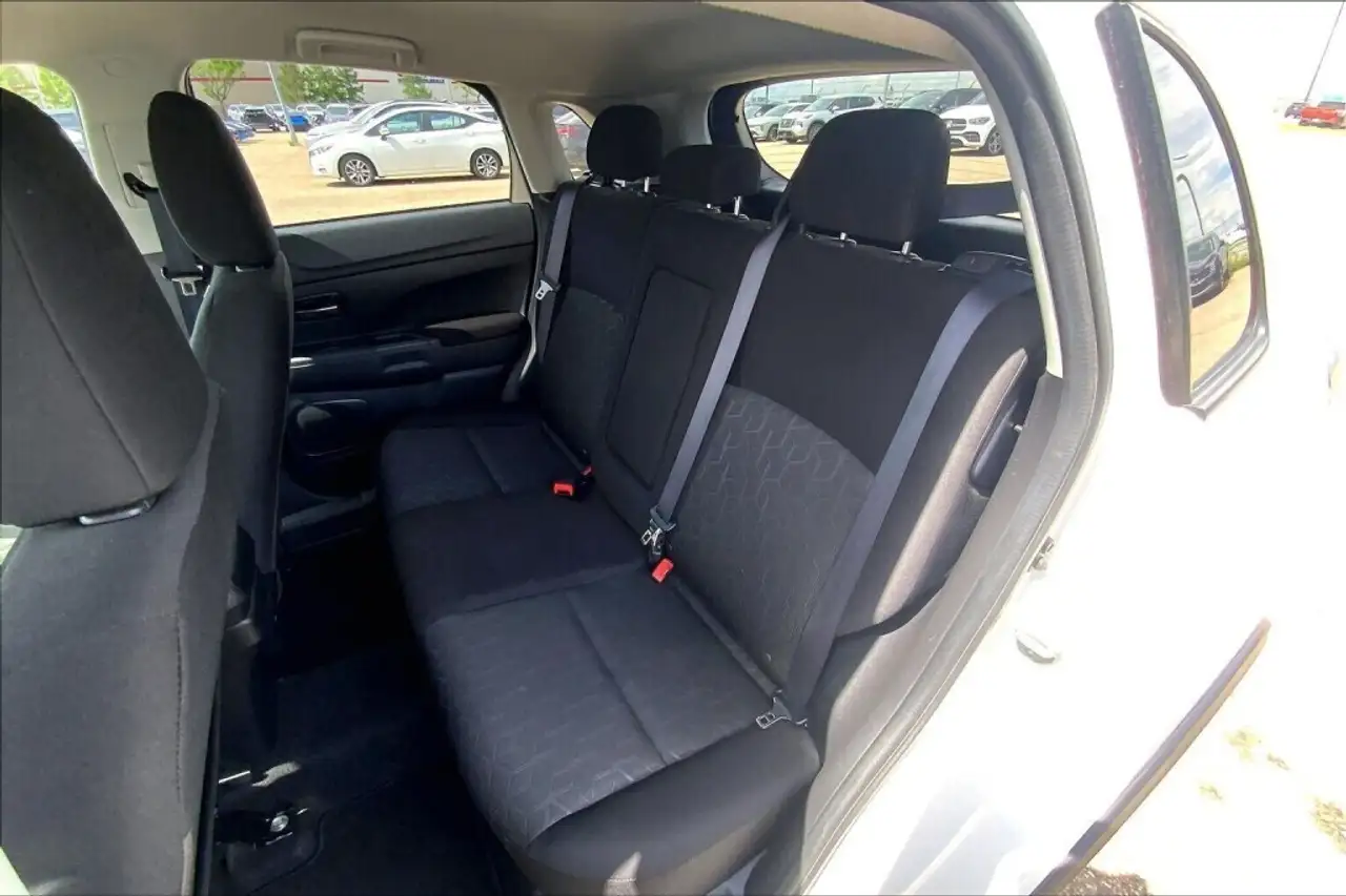 Mitsubishi RVR снимка Mitsubishi RVR
