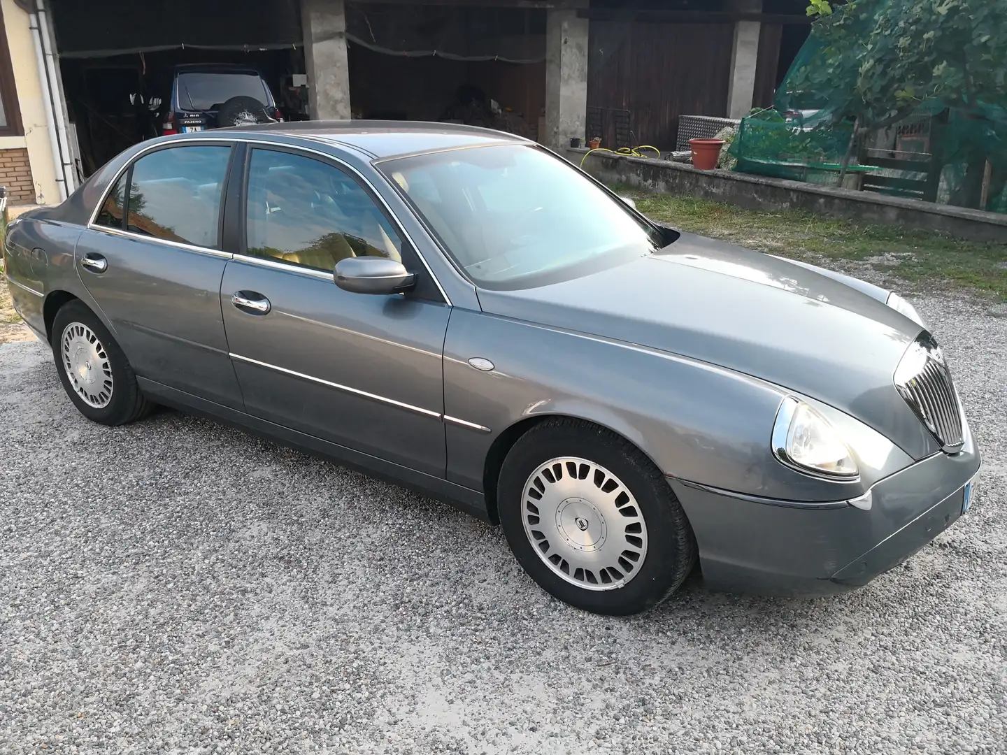 Lancia Thesis Thesis 3.0 V6 24v Emblema auto Gris - 1