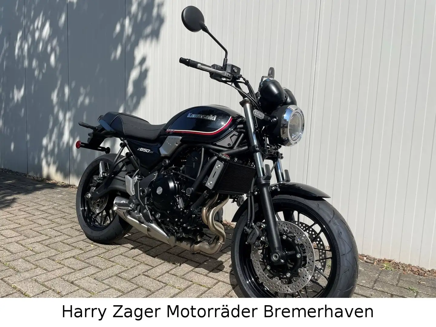 Kawasaki Z 650 RS Neuzustand Fekete - 2