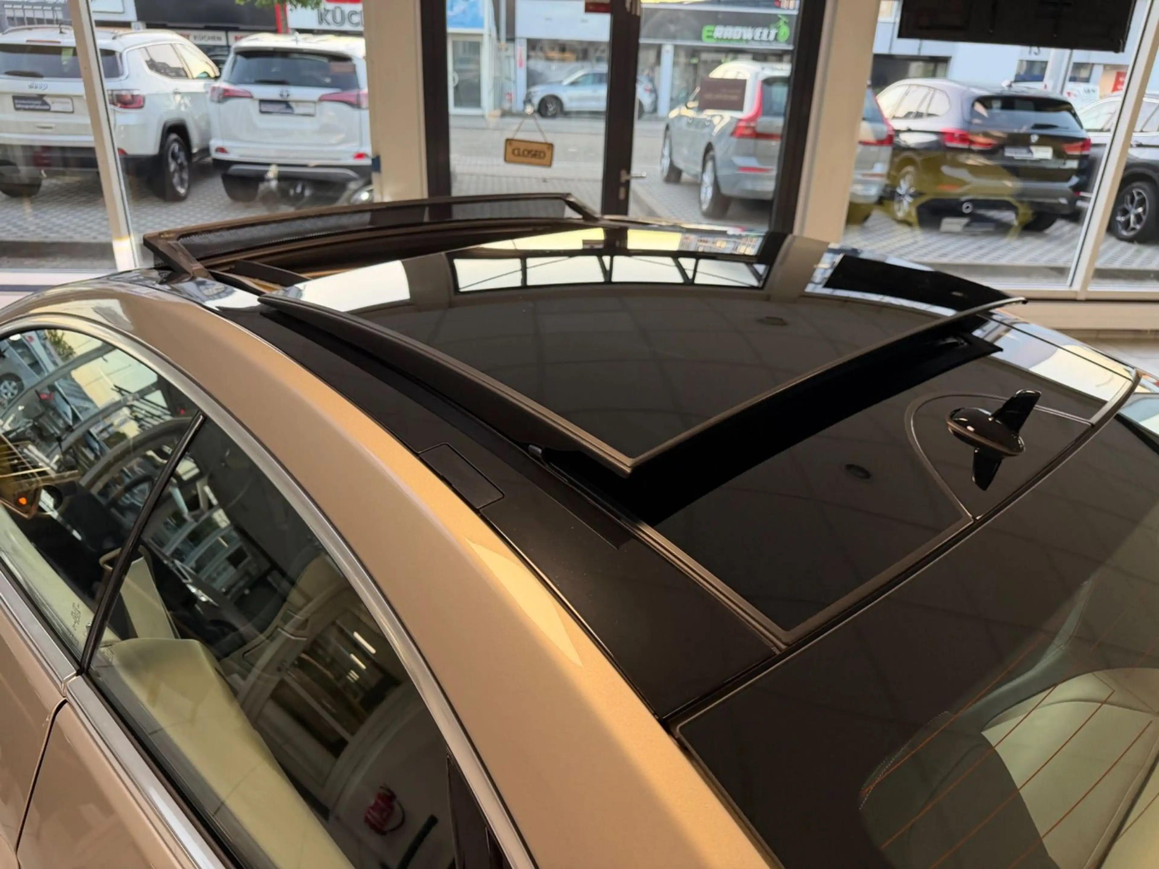 Mercedes-Benz E 220 d BlueTEC | 9G | Pano | LED ILS | Nappa — photo 15