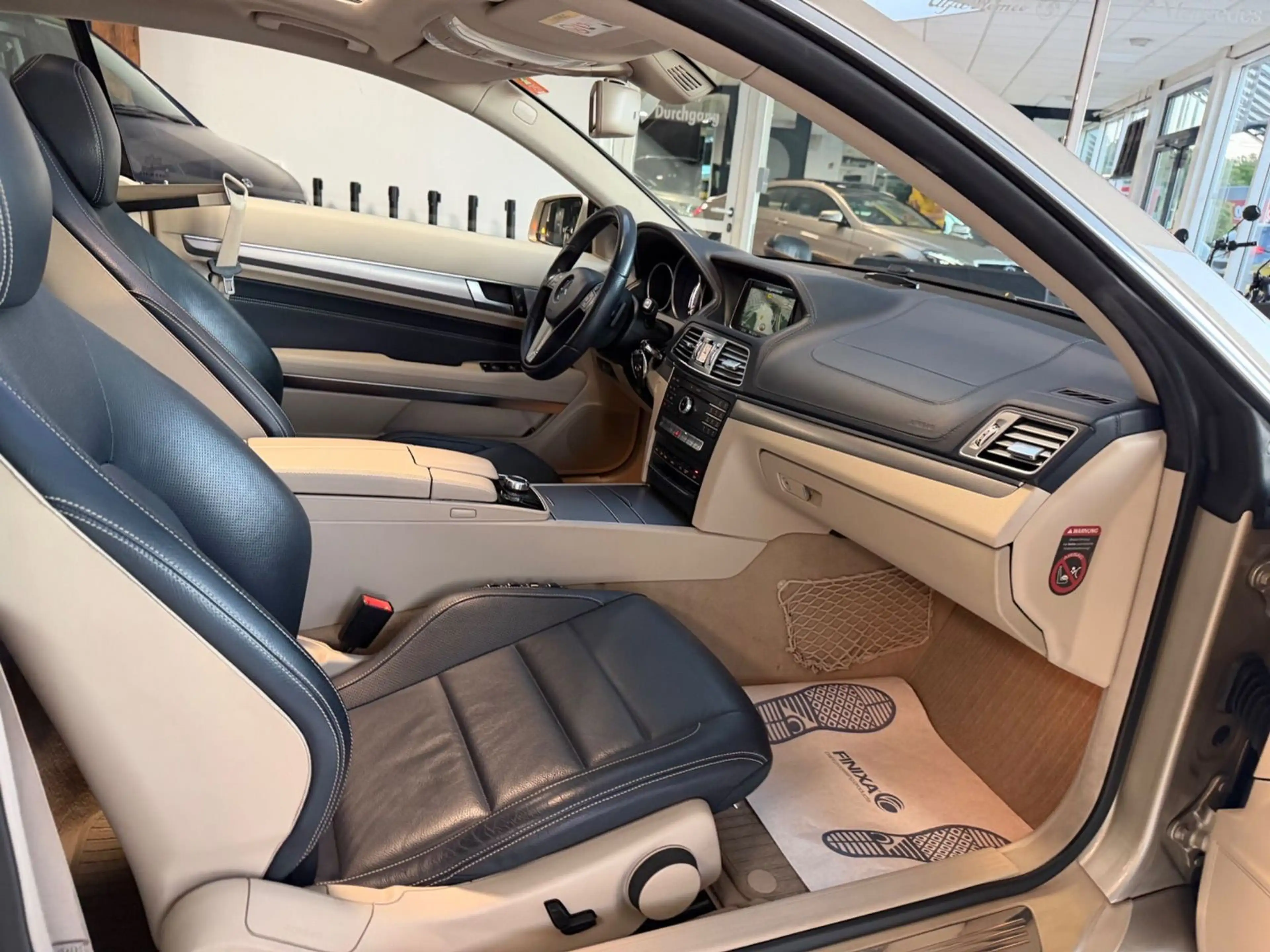 Mercedes-Benz E 220 d BlueTEC | 9G | Pano | LED ILS | Nappa — photo 18