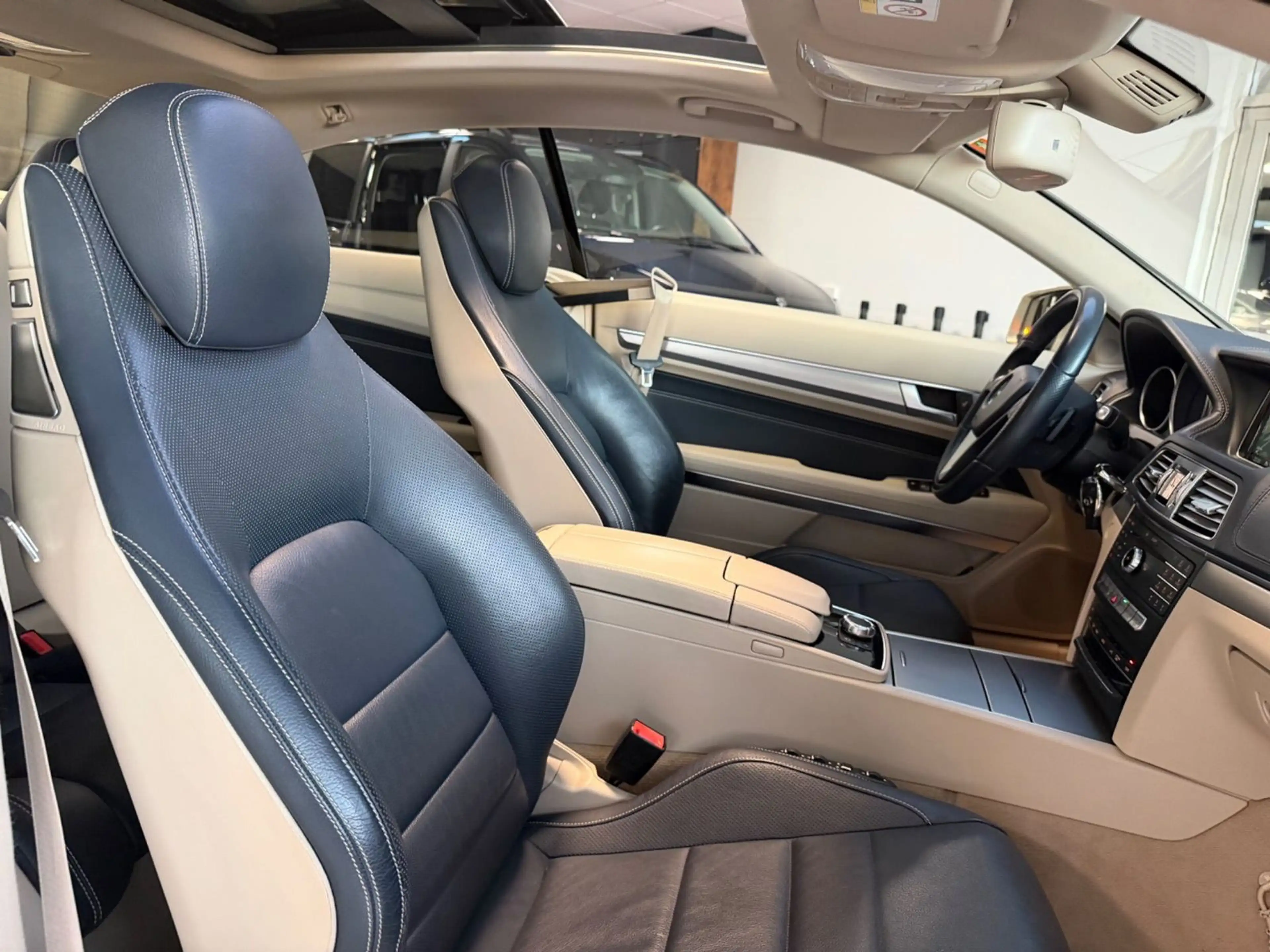Mercedes-Benz E 220 d BlueTEC | 9G | Pano | LED ILS | Nappa — photo 20