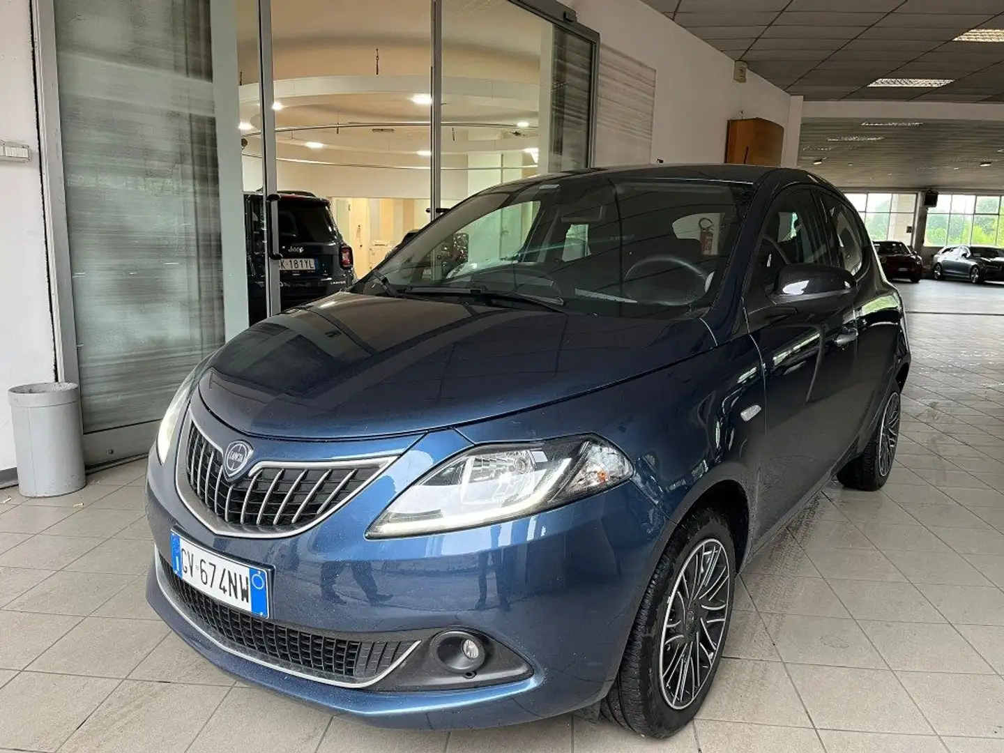 Lancia Ypsilon 1.2 69 CV 5 porte GPL Ecochic Azul - 1