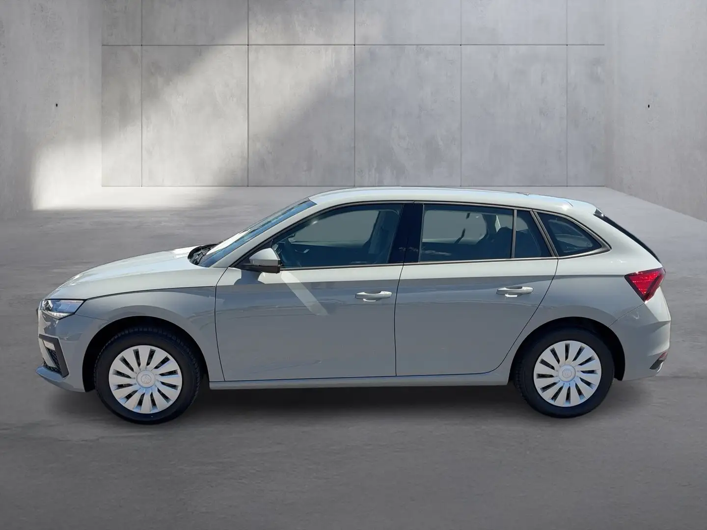 Skoda Scala Essence TSI Grau - 2
