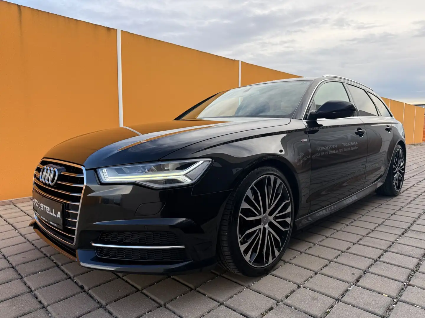 Audi A6 3.0 TDI clean diesel quattro S-Line Zwart - 1