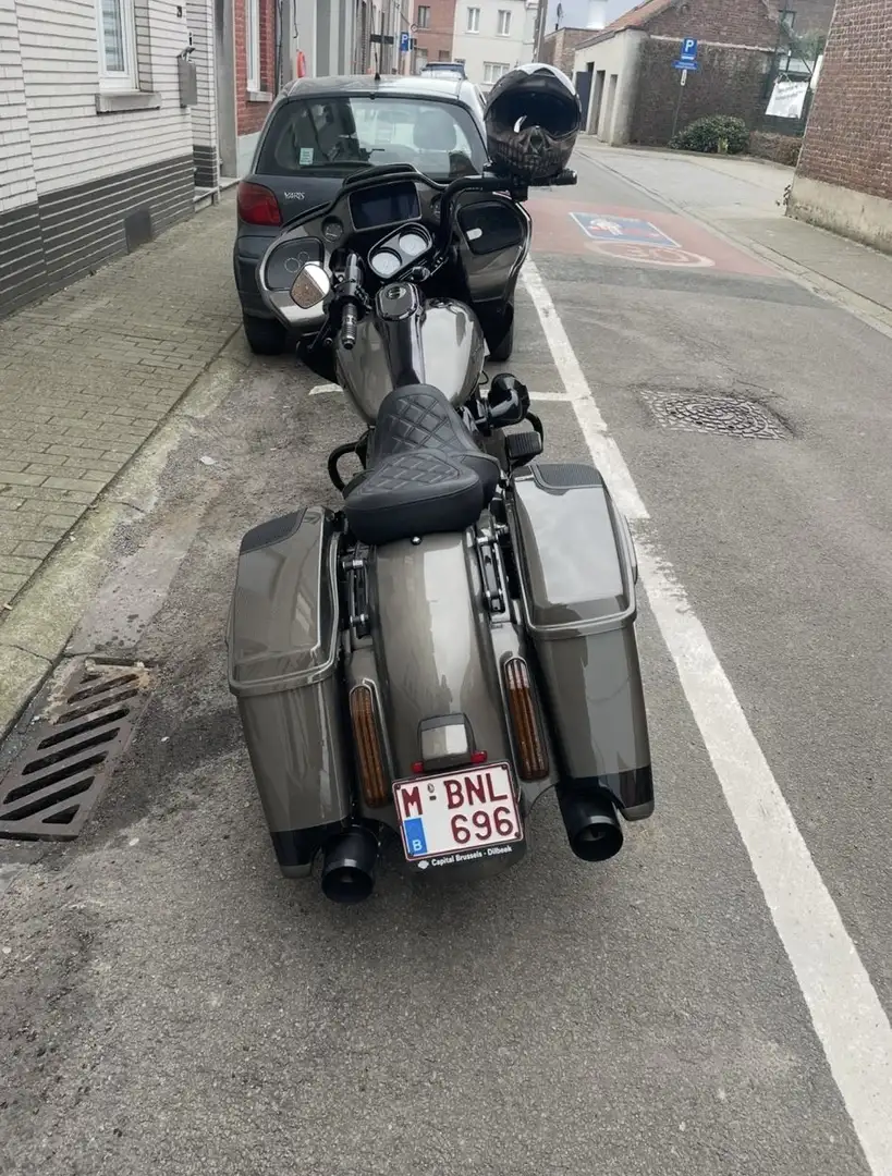 Harley-Davidson Road Glide CVO - 1