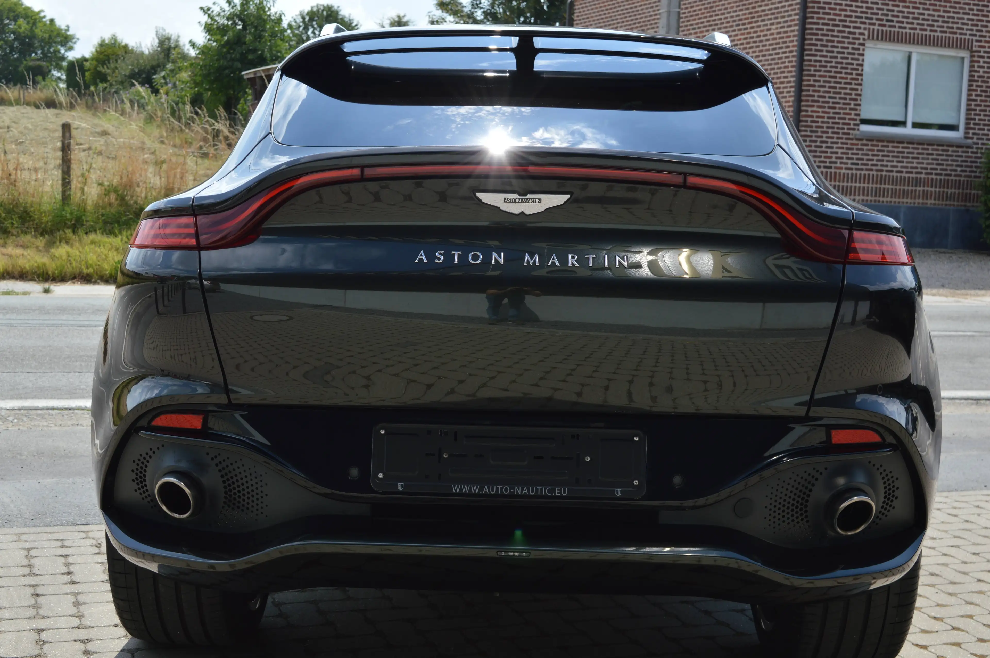 Aston Martin DBX 4.0i V8 Biturbo - Top condition - Full history — photo 4