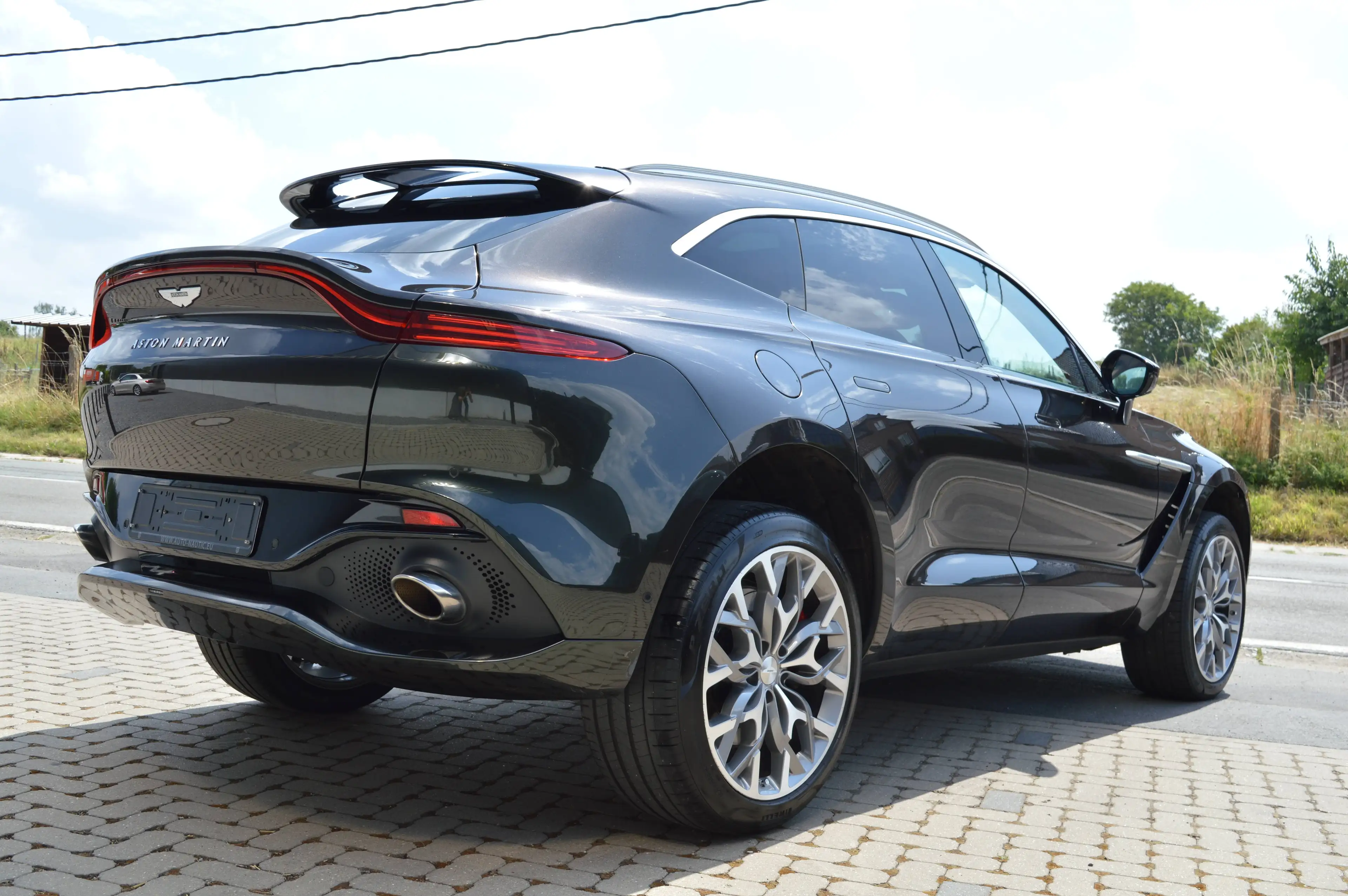 Aston Martin DBX 4.0i V8 Biturbo - Top condition - Full history — photo 3