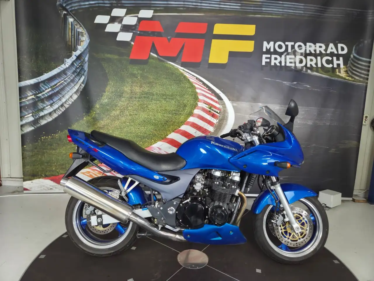 Kawasaki ZR