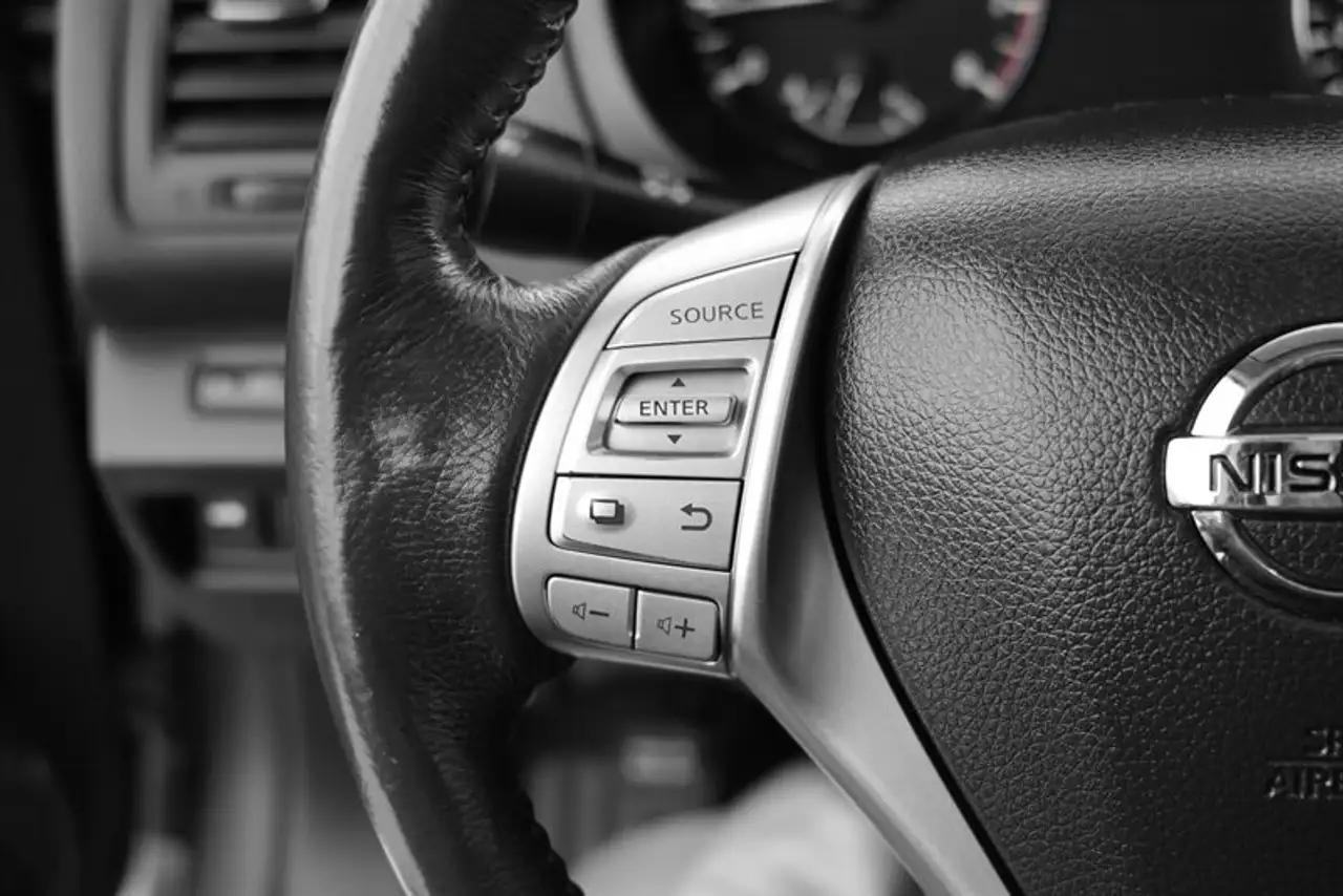 Nissan Altima снимка Nissan Altima