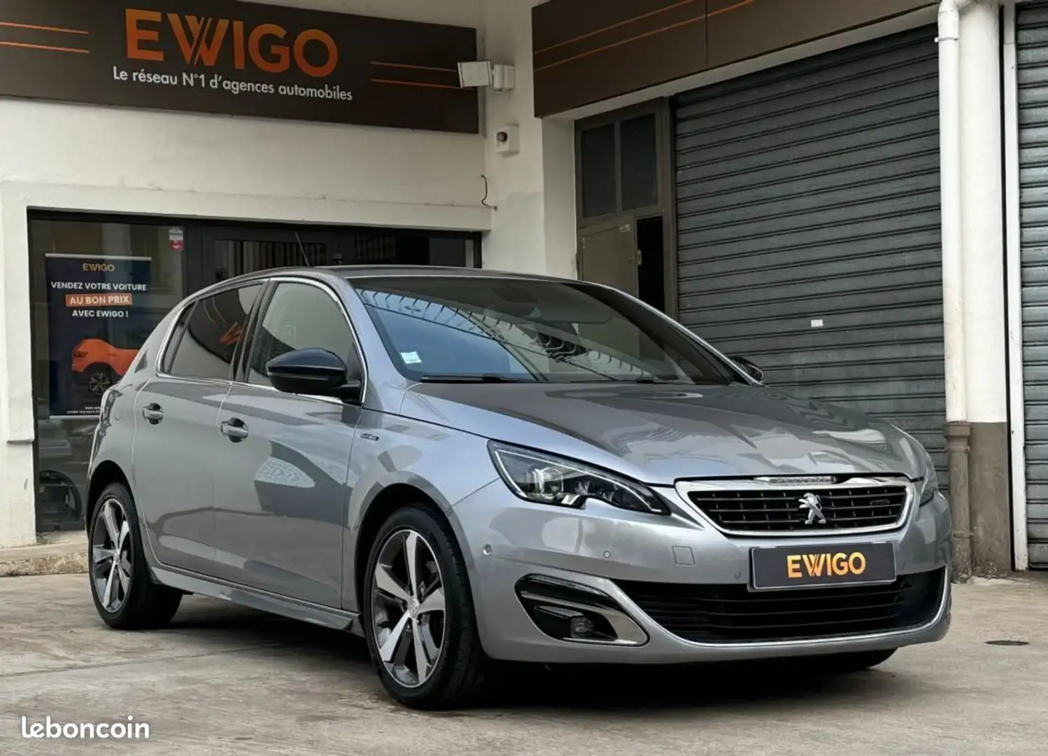 Peugeot 308 GENERATION-II 1.6 BLUEHDI 120 GT-LINE %2B START-STOP CAMERA PARK ASSIST Grau - 1