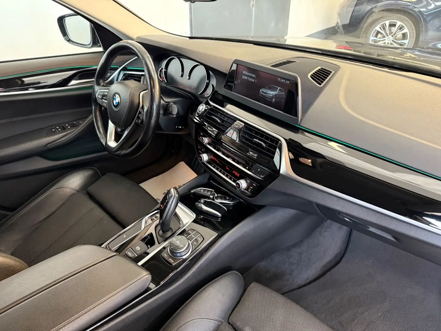BMW 525 D A TOUR SPORT LINE*LUFTF.*VIRTUAL C.*LED*F1 Bruin - 2