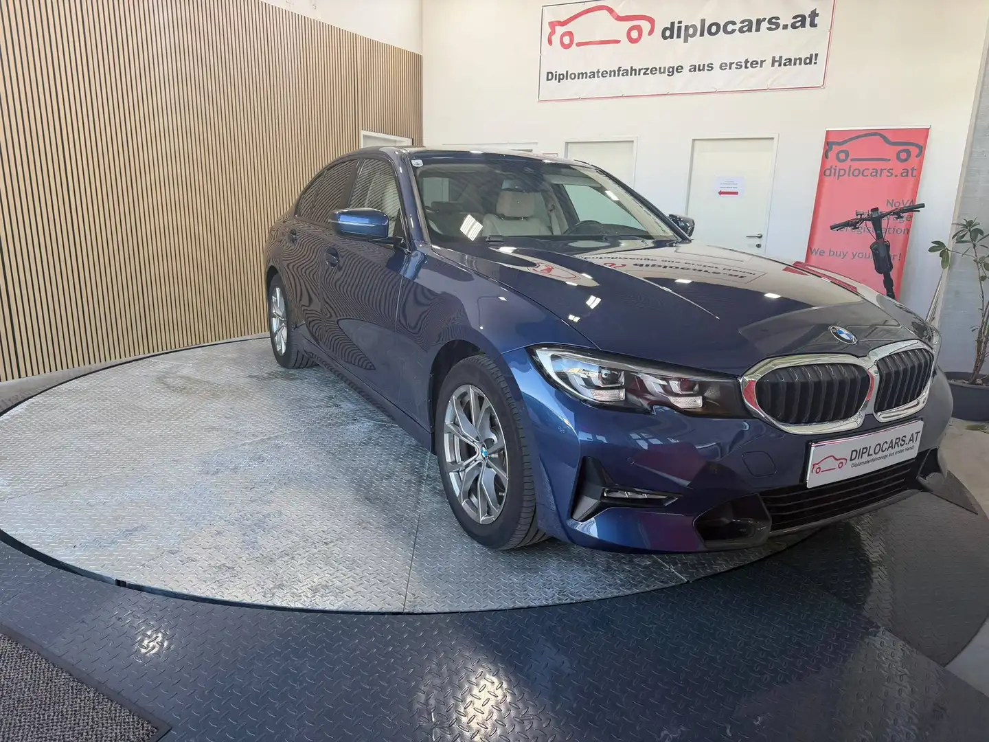 BMW 320 320 d xDrive Sport Line Blau - 1