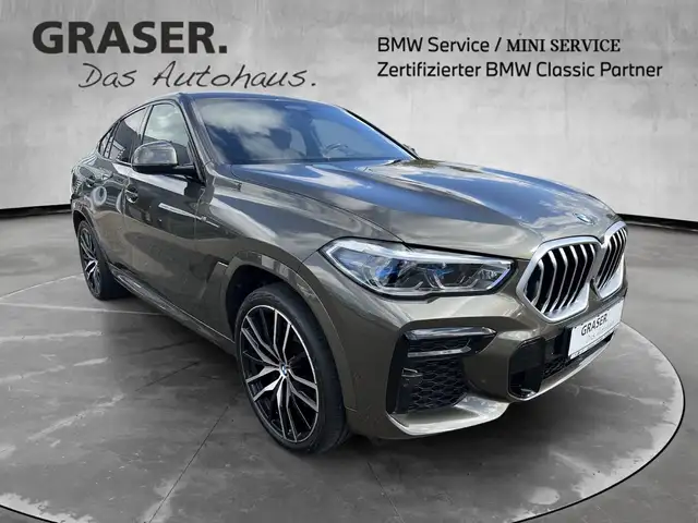 BMW X6 view 8