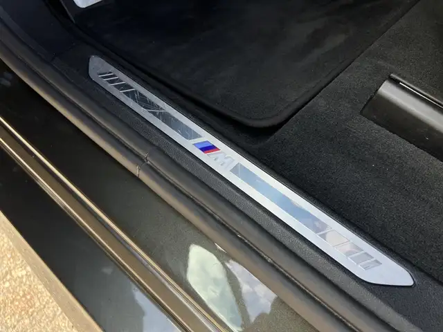 BMW X6 view 15