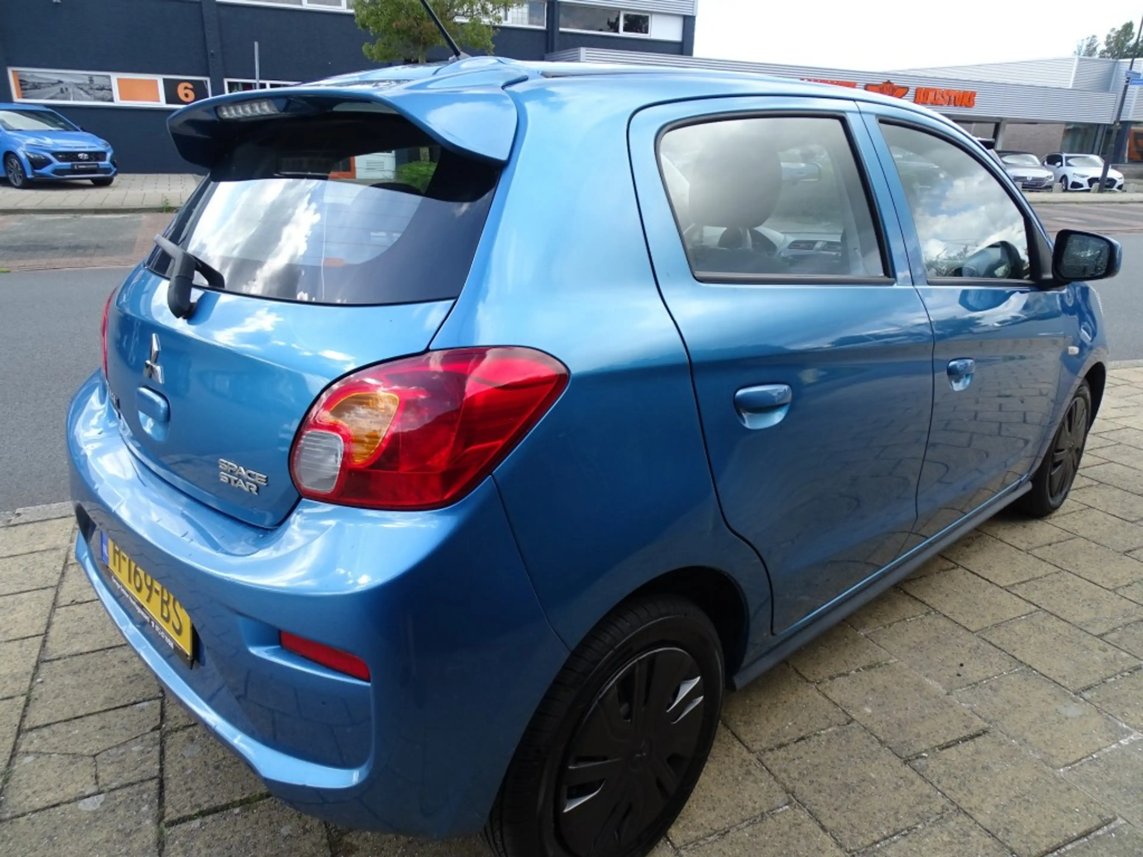 Mitsubishi Space Star 1.0 COOL+-74015 Km-Airco-Aux — photo 4
