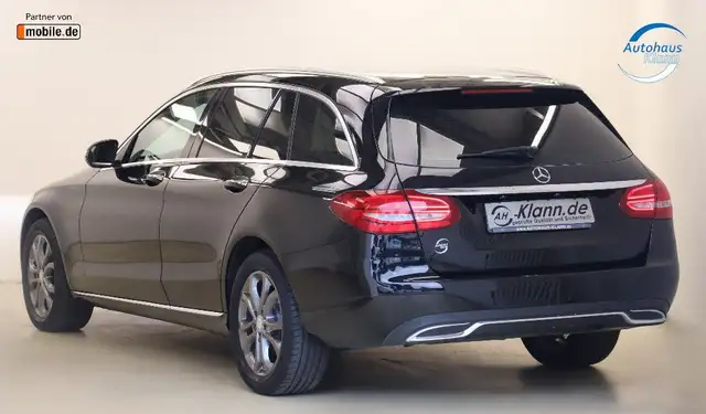 Mercedes-Benz C-Class view 8