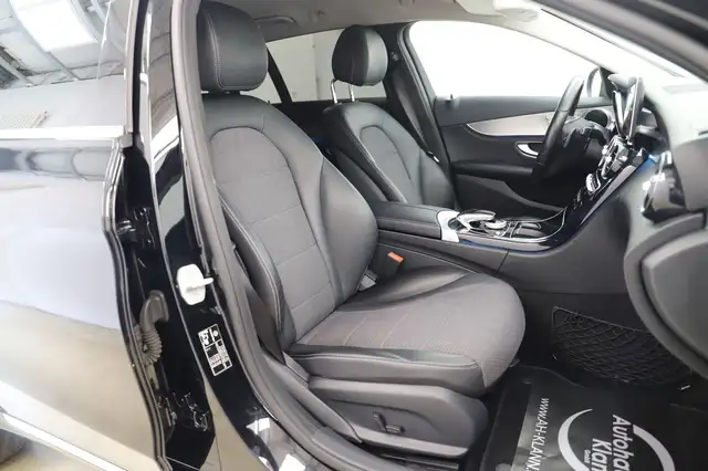 Mercedes-Benz C-Class view 10