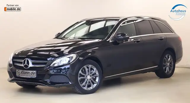 Mercedes-Benz C-Class view 3
