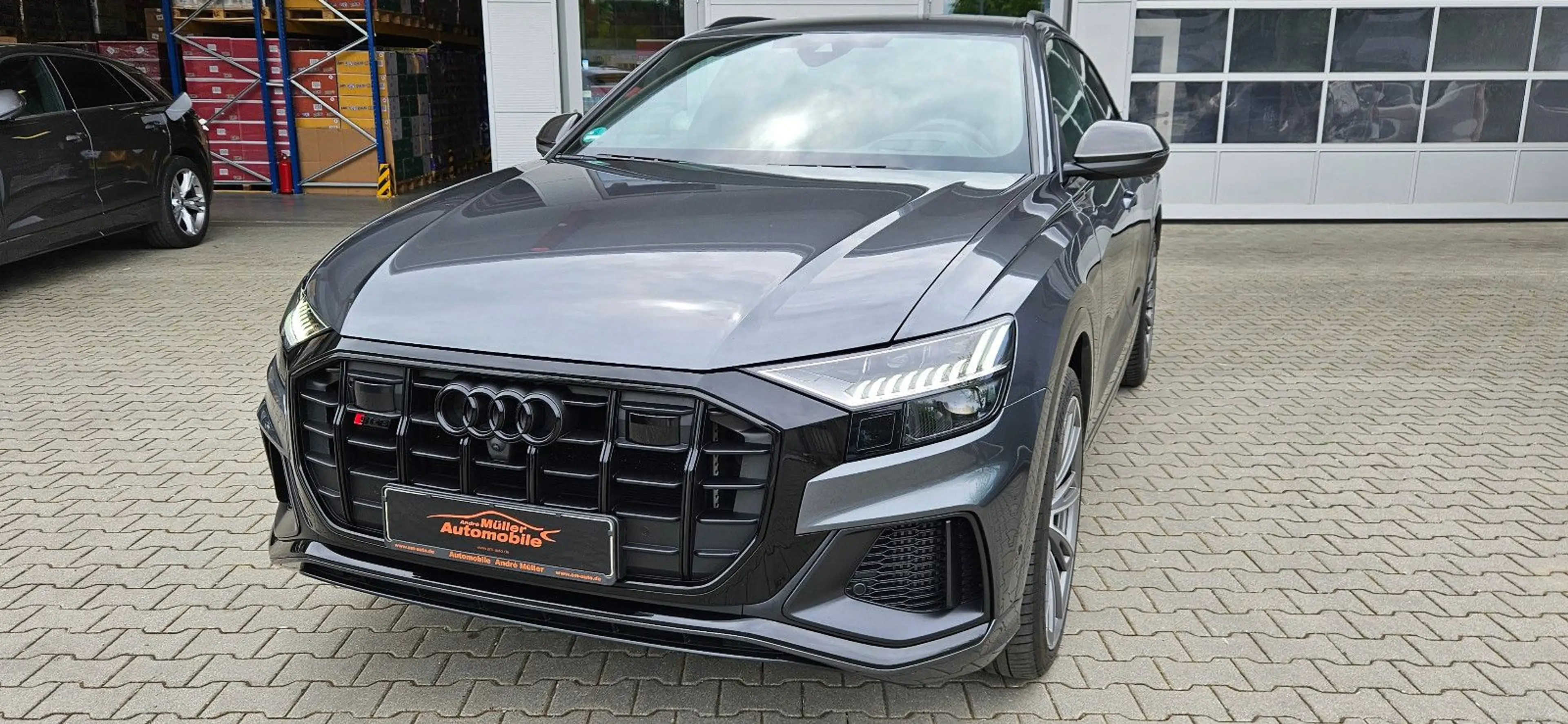Audi SQ8 4.0 TFSI quattro competition plus — photo 2