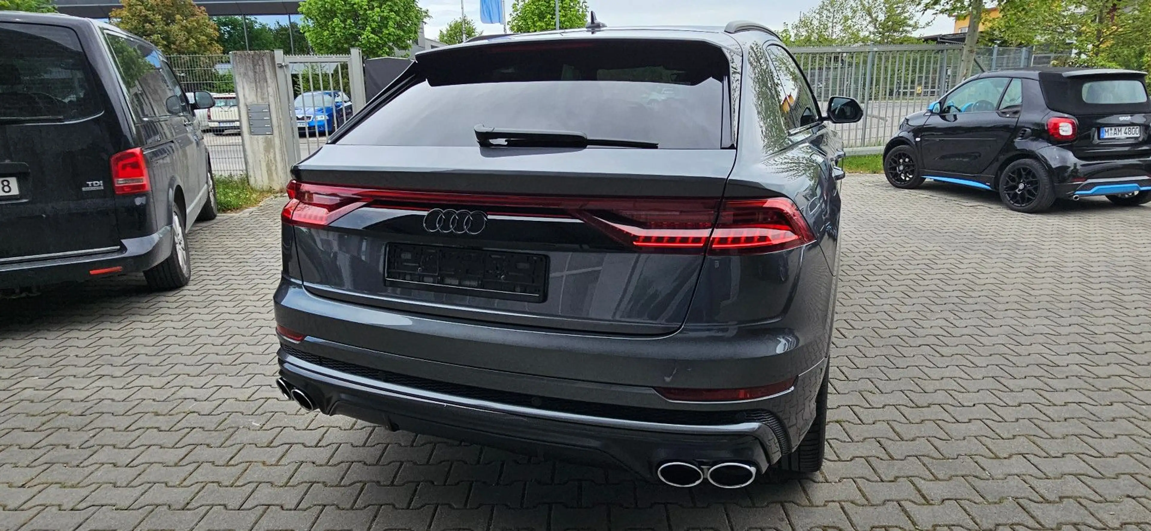 Audi SQ8 4.0 TFSI quattro competition plus — photo 4