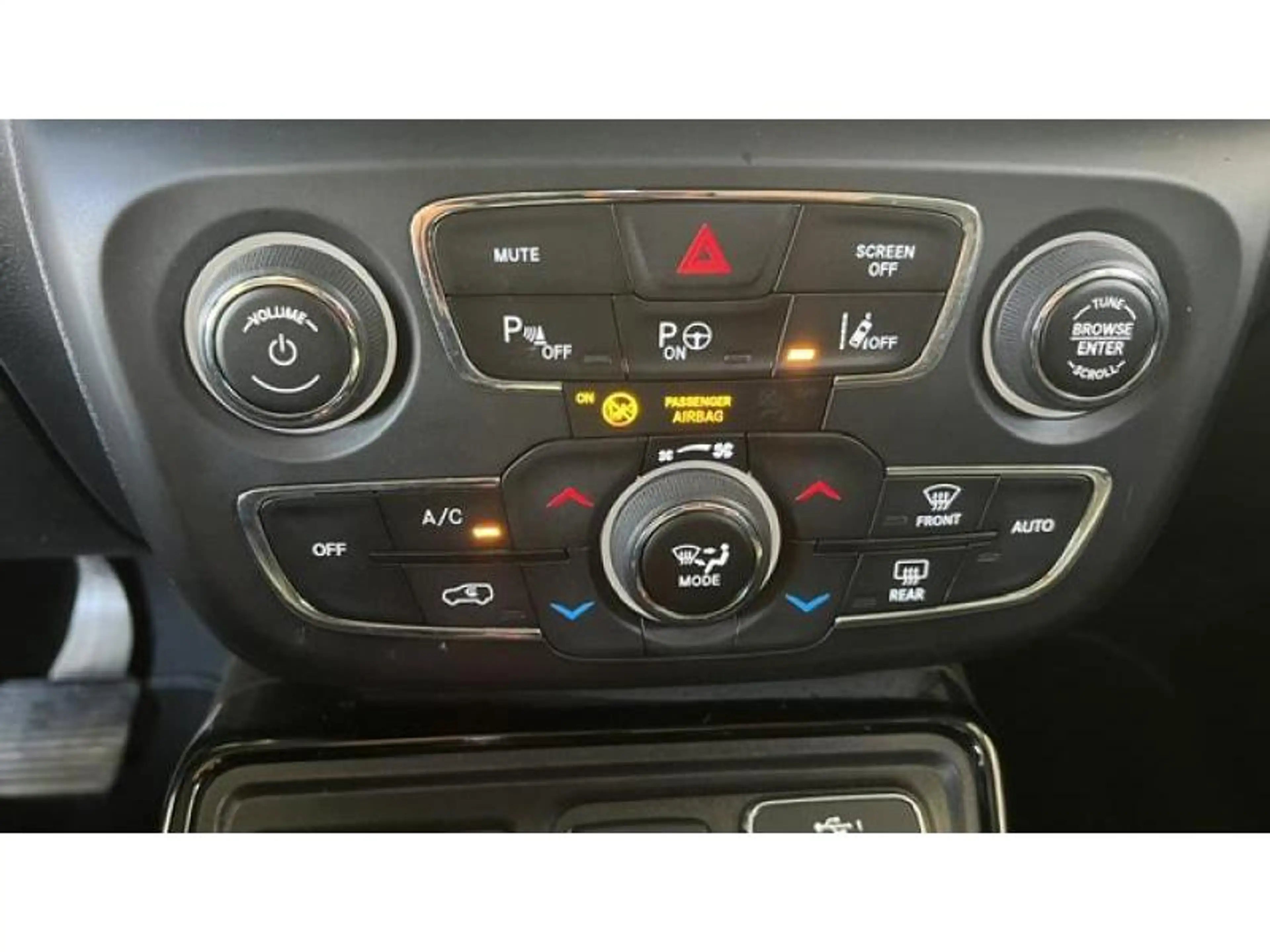 Jeep Compass Limited *Automatique* — photo 15