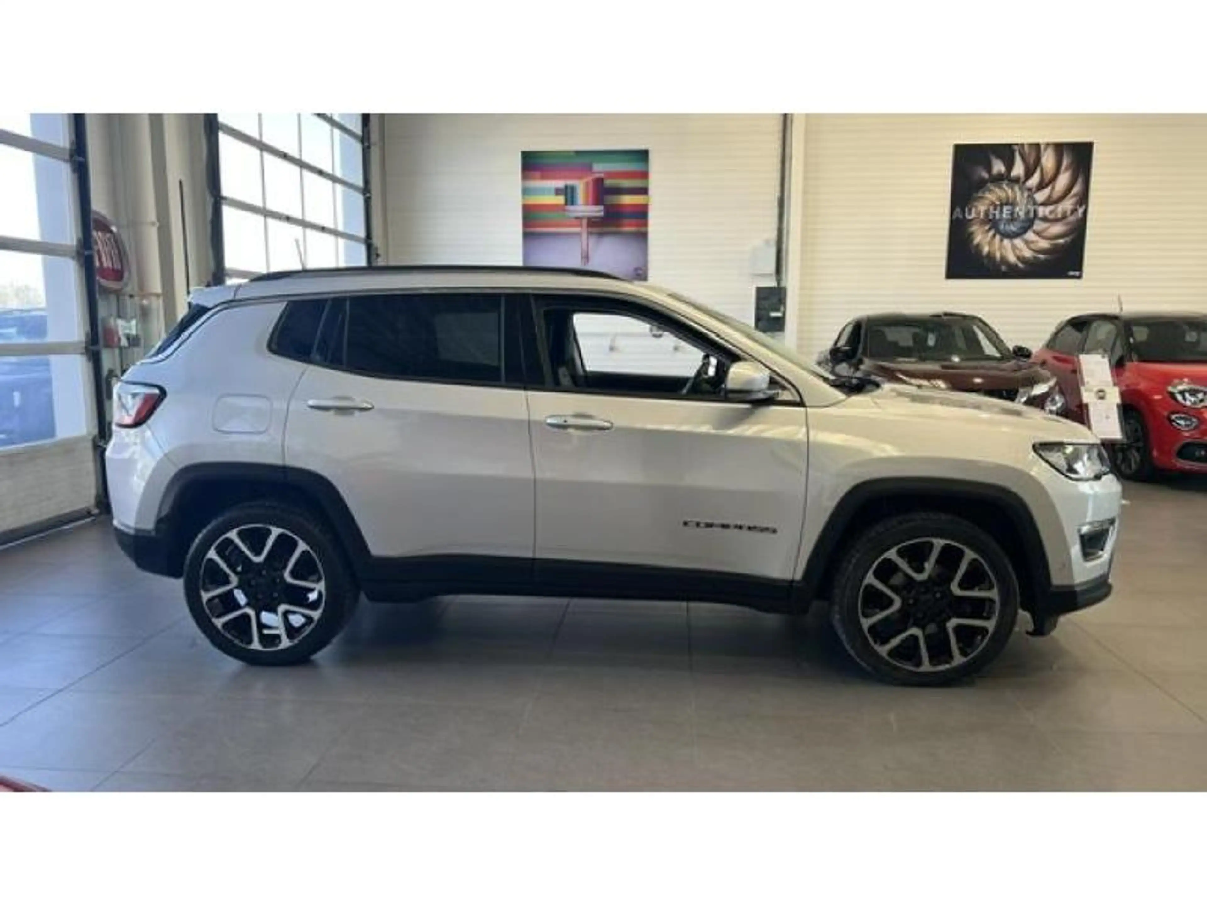 Jeep Compass Limited *Automatique* — photo 6