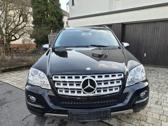 Mercedes-Benz ML 300 ML 300 CDI BlueEfficiency 4Matic (164.121)