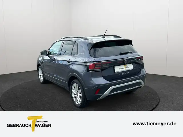 Volkswagen T-Cross view 7