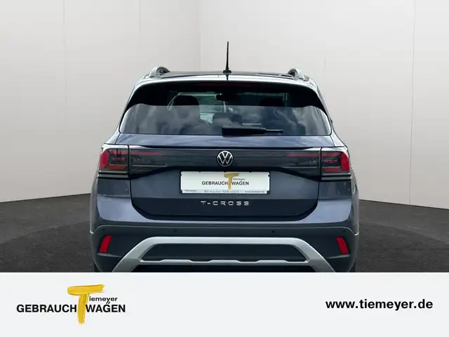 Volkswagen T-Cross view 6