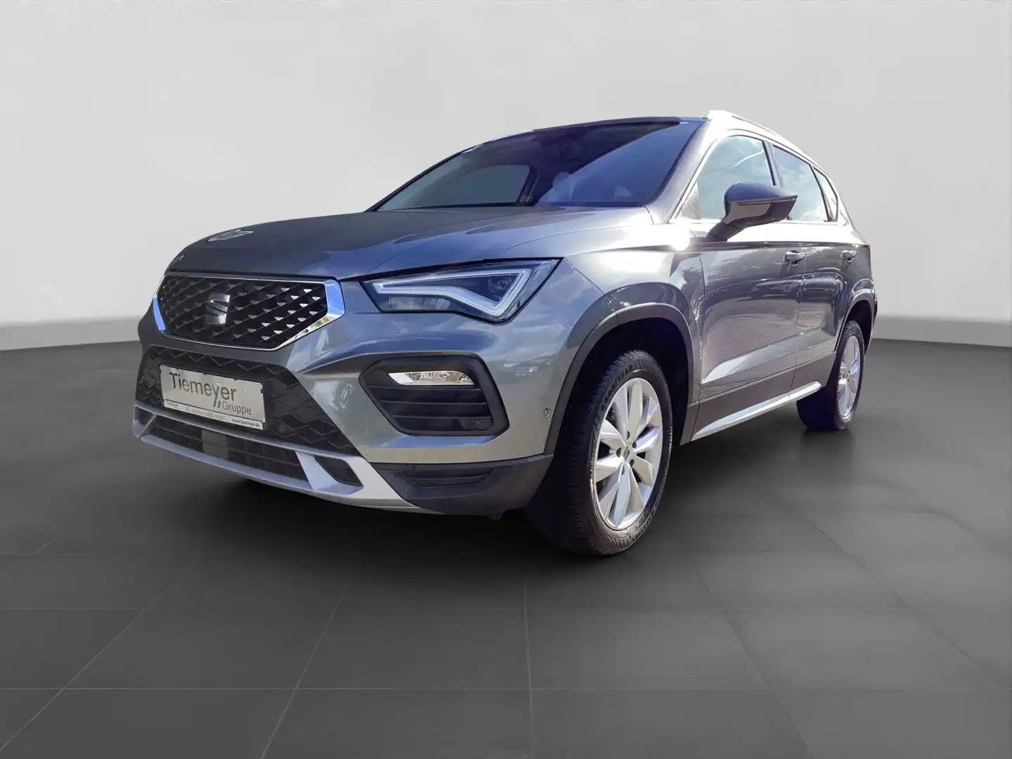 SEAT Ateca 1.5 TSI DSG X-PERIENCE AHK KAMERA eKLAPPE Grau - 2