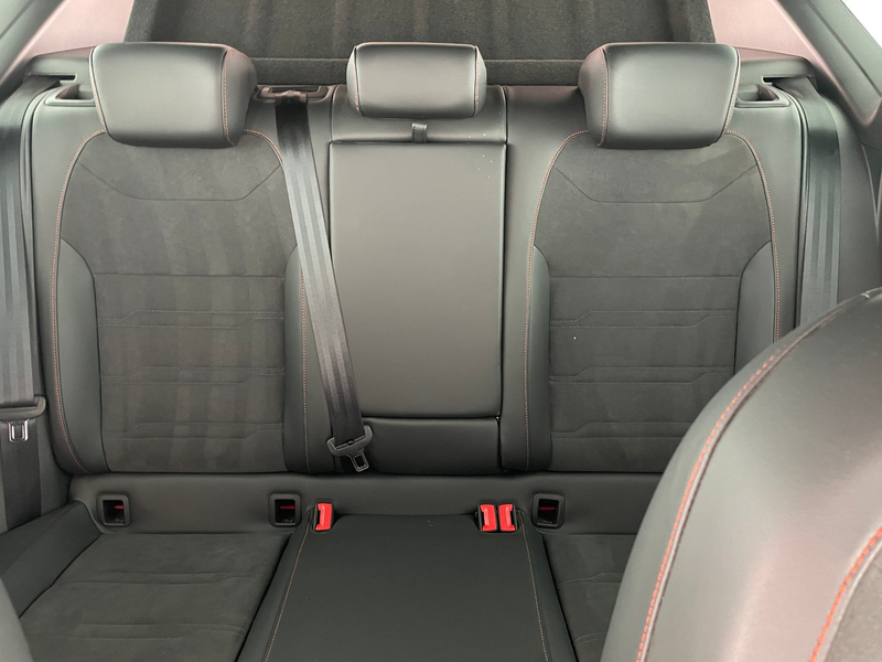 SEAT Ateca FR 2.0 TDI DSG — photo 34