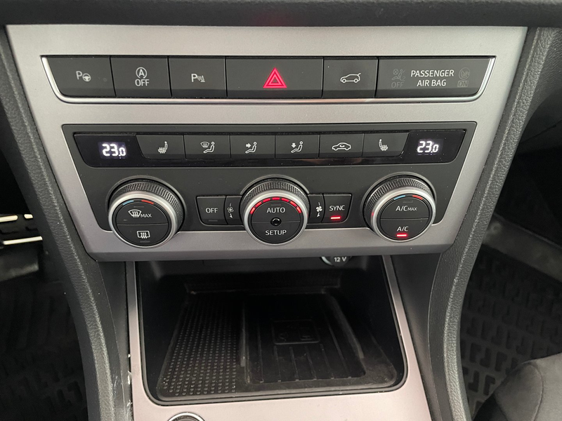 SEAT Ateca FR 2.0 TDI DSG — photo 31