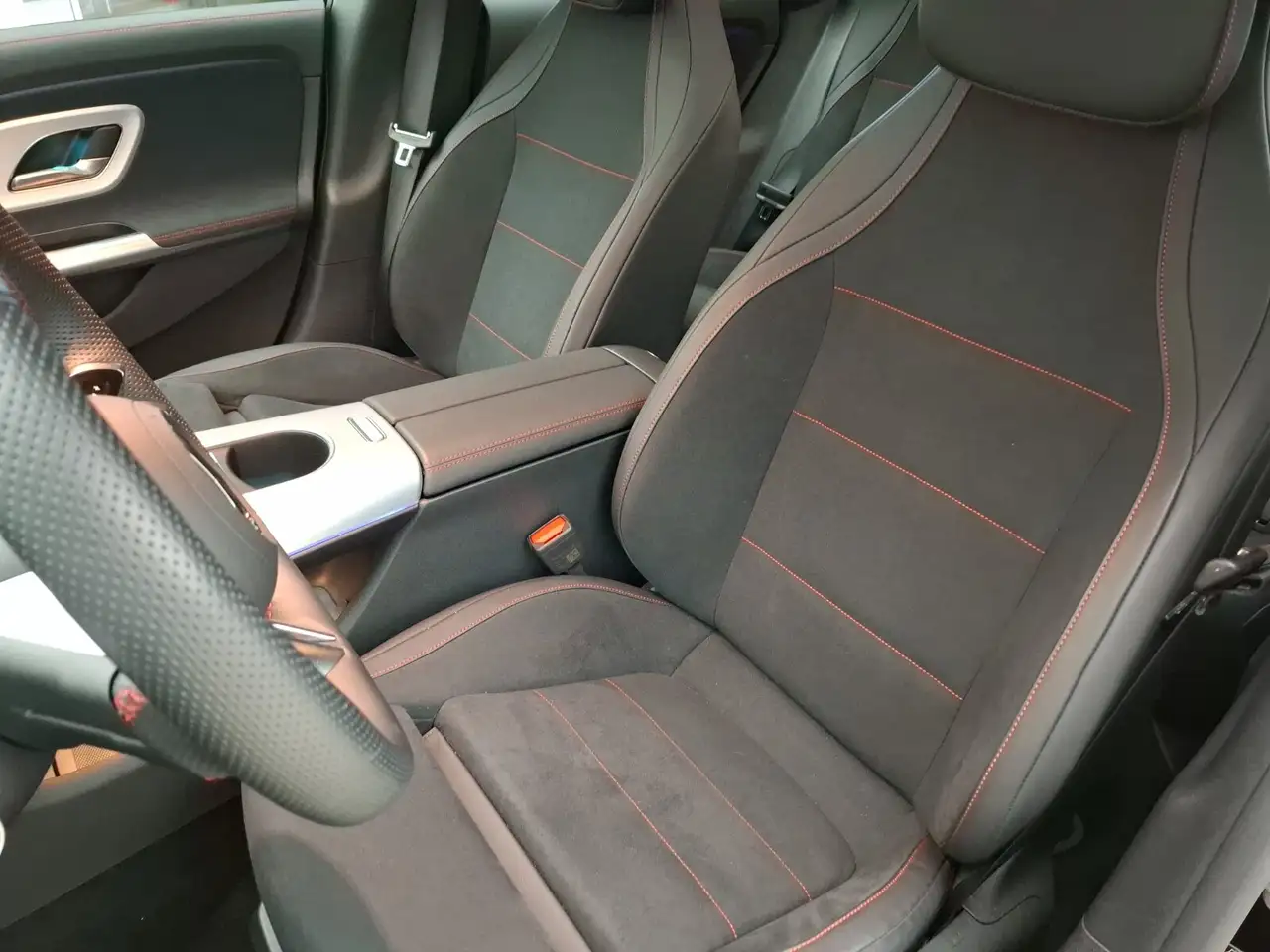 Mercedes-Benz CLA 250+ EQ AMG Pano RüCam LED Distro WinterP, миниатюра 11