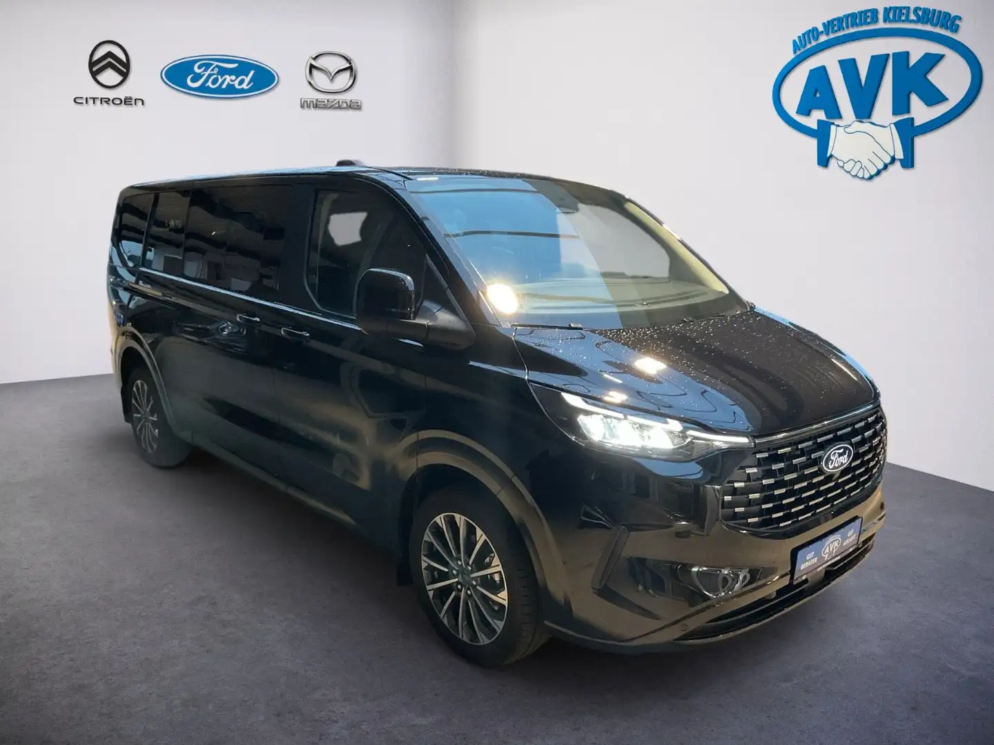 Ford Tourneo Custom 320 L2 Titanium FWD Schwarz - 1