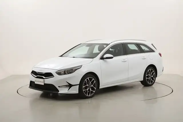 Kia Ceed / cee'd SW MHEV iMT Business Class  1.6 Mild Hybrid 136CV