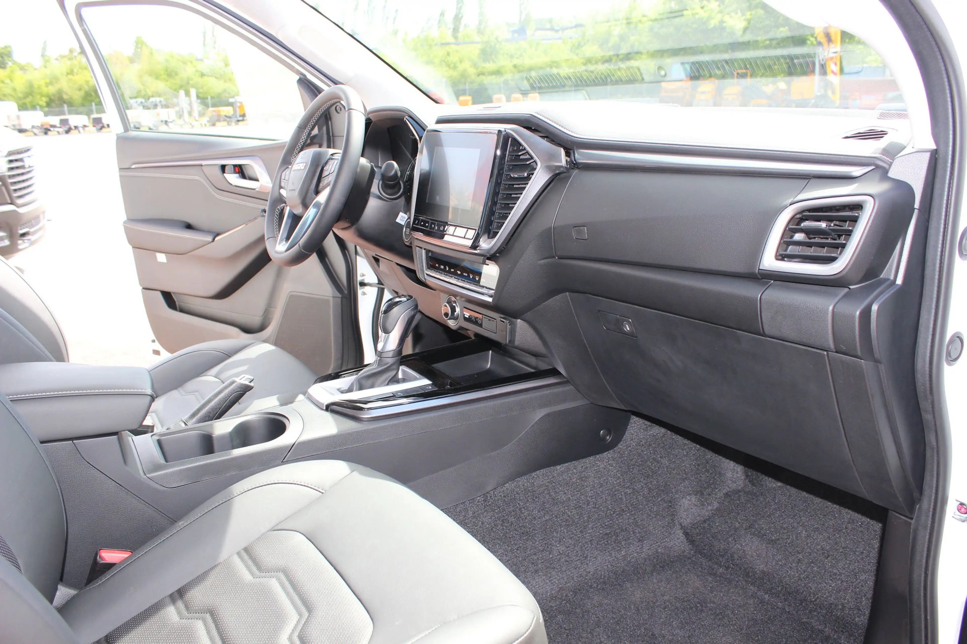 Isuzu D-Max Double Cab LSE 4WD Automatik, Kamera/LED/ SOFORT ! — photo 14