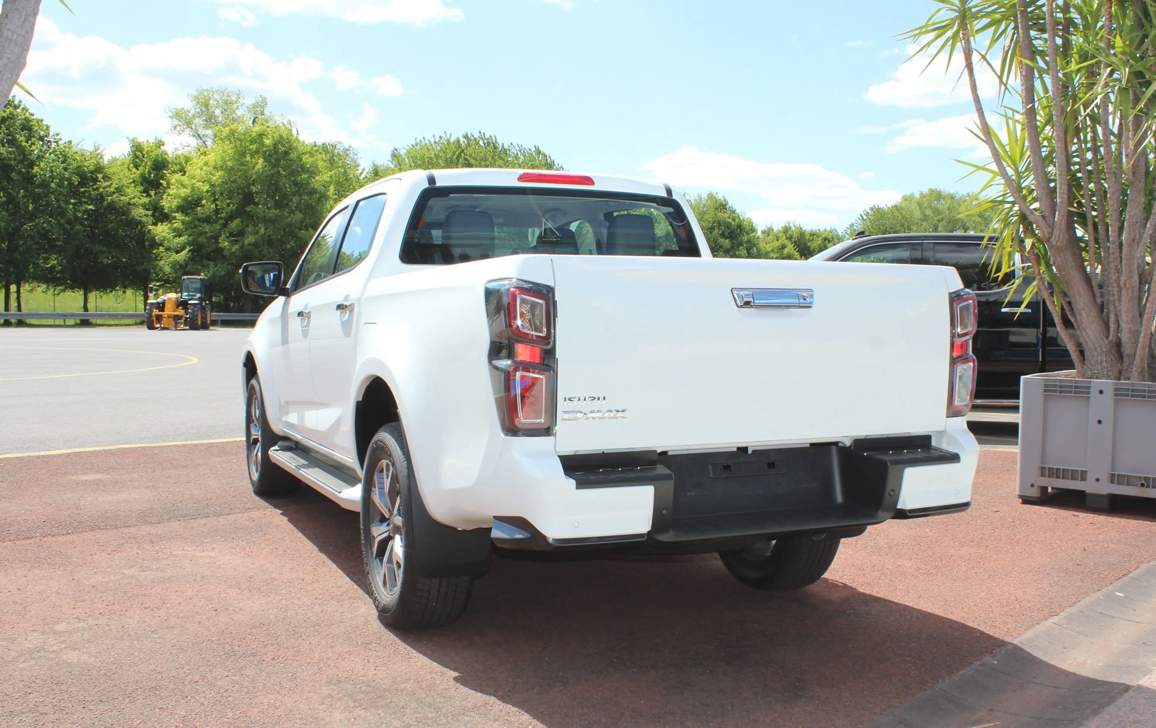 Isuzu D-Max Double Cab LSE 4WD Automatik, Kamera/LED/ SOFORT ! — photo 7