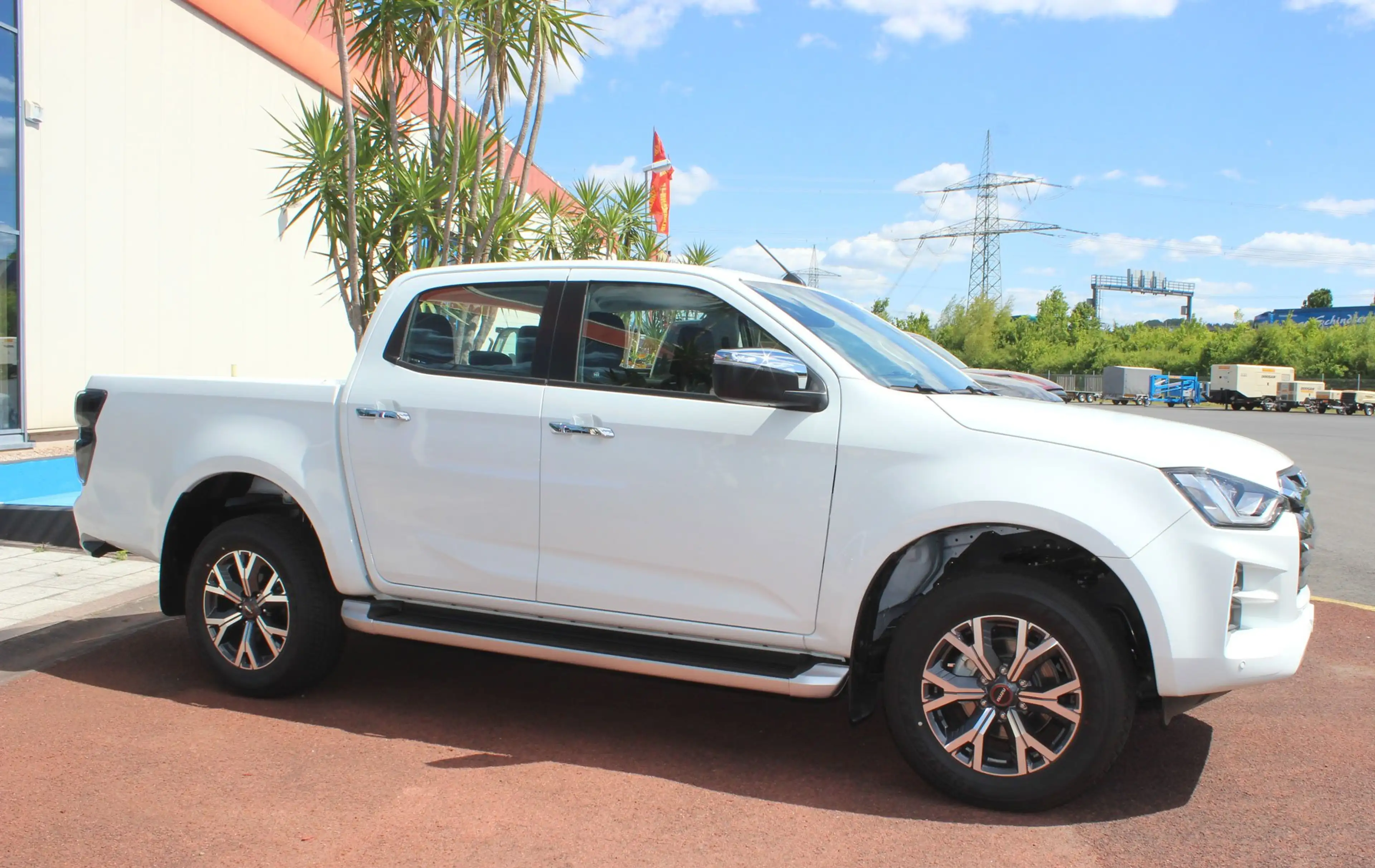 Isuzu D-Max Double Cab LSE 4WD Automatik, Kamera/LED/ SOFORT ! — photo 3